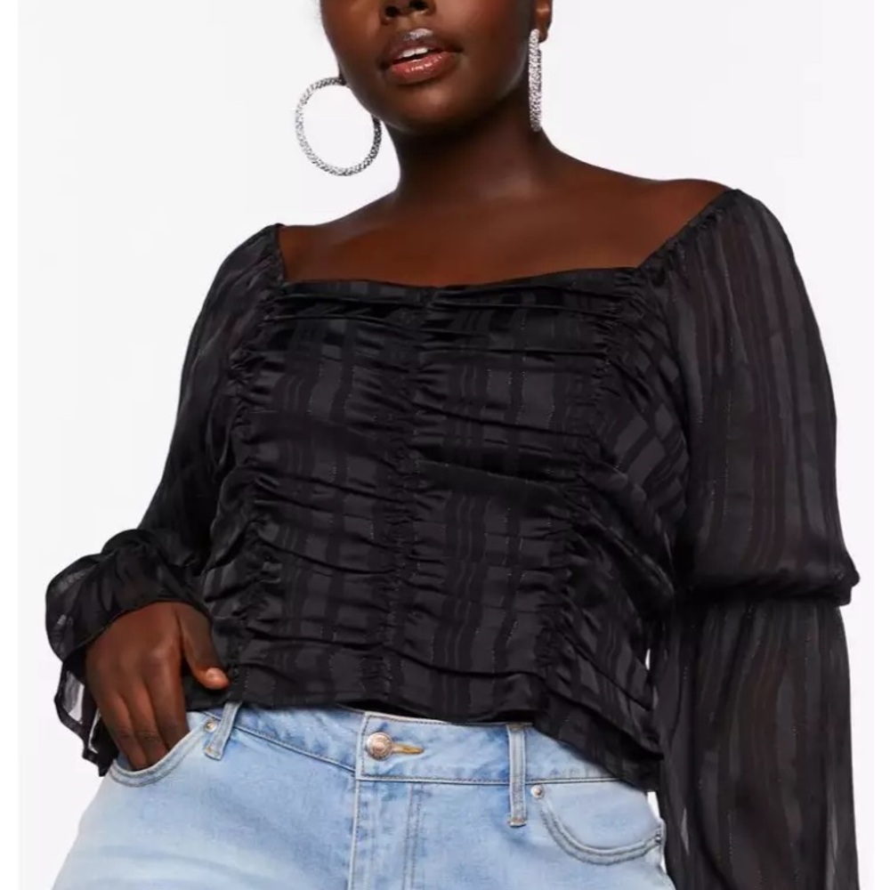 Forever 21 Plus Black Cropped Ruched Blouse